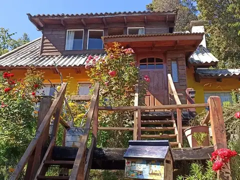 Casa en venta con vista parcial al lago, lote 1330