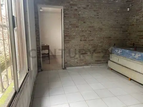 Gabriela Mistral 200, Piso 0