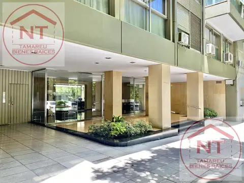 Venta Departamento 3 amb con dep, balcón al frente. Cochera cub. Seguridad 24hs.  Recoleta "LA ISLA"