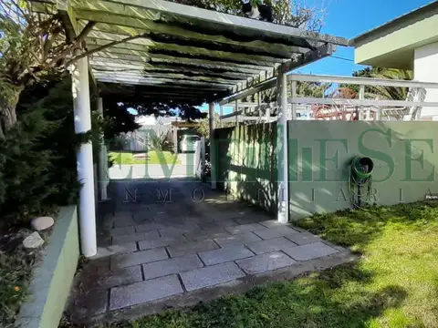 Depto Tipo Casa en Alquiler Temporal de 2 dormitorios