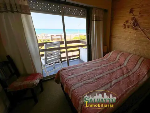 Departamento frente al mar con cochera en Punta Mogotes
