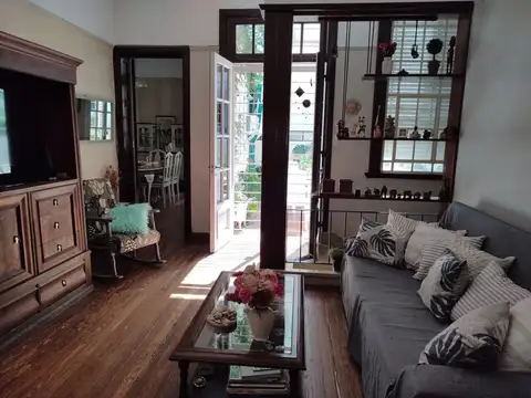 VENTA CASA PLANTA ALTA TRES DORMITORIOS, TERRAZA