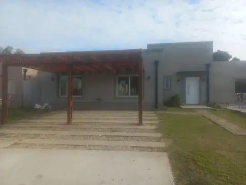 Casa en Alquiler - Capilla Del Señor