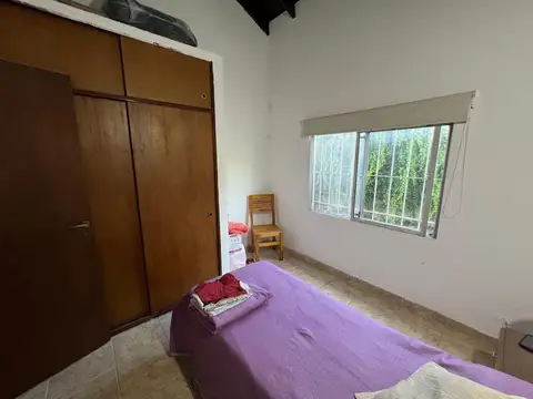 TRIPLEX 4 AMBIENTES CON COCHERA EN VENTA