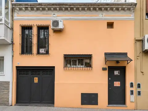 PH  en Venta de 5 ambientes con Patio y Parrilla en Chacarita