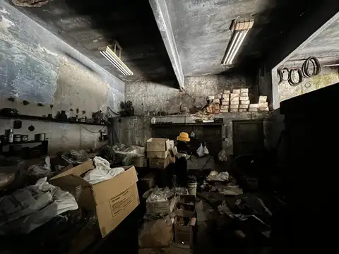 Local en Venta 60 años