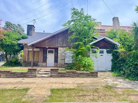 Chalet tradicional en esquina