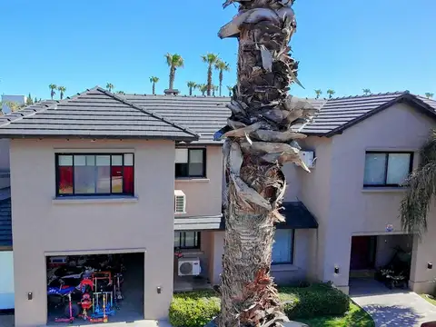 Casa en Venta de 5 dormitorios