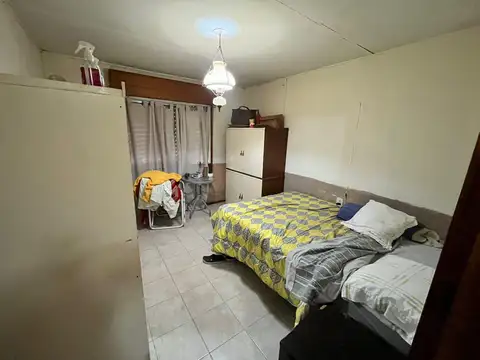 Casa 2 ambientes con 1 baño