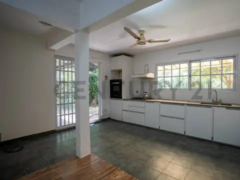 Casa a remodelar en Venta en Gonnet, 16 bis 487 y 488