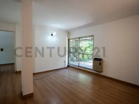 Casa 7 ambientes con 2 baños