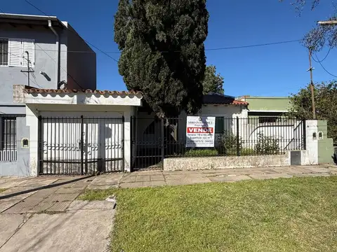Casa a la Venta a reciclar  