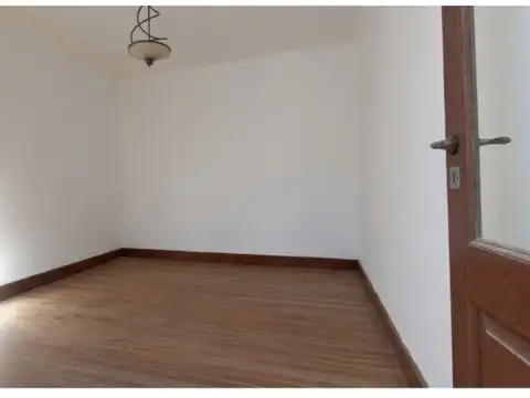 Santander 1200, Piso 0