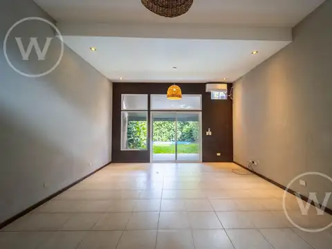 Casa en Venta en Victoria Barrio Centro, USD 275.000