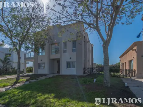 Casa en Alquiler de 5 dormitorios