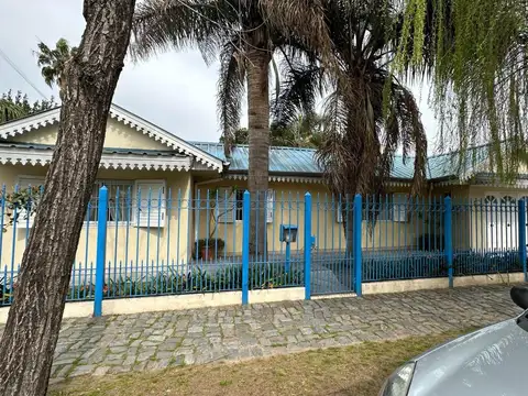 Casa en Venta en Quilmes, USD 155.000