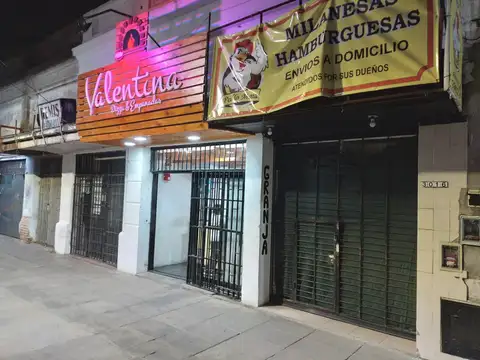 3 LOCALES EN VENTA EN BLOCK O SEPARADOS