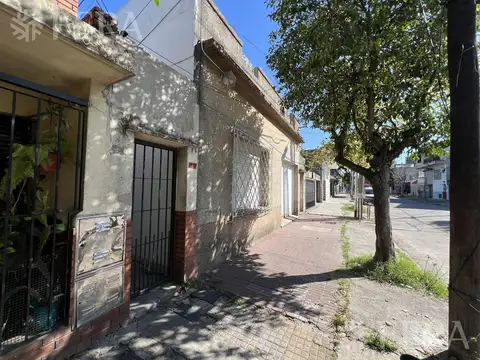 Venta PH 2 ambientes con terraza en Wilde