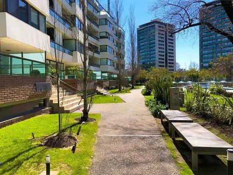 Departamento de Dos Dorm. Condominio del Alto