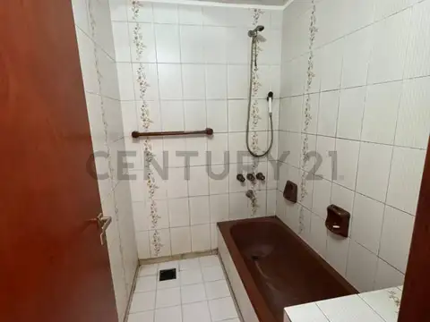 46 e/ 14 y 15 900, Piso 0