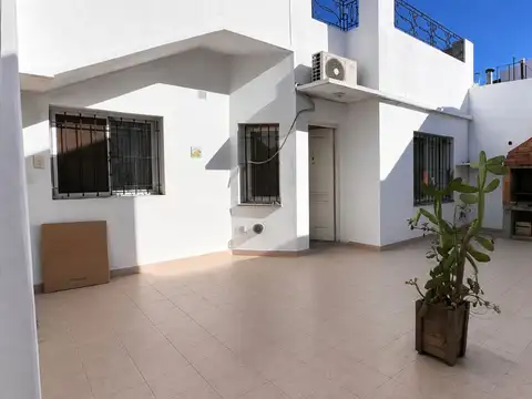 Casa en Venta en Villa Lynch, USD 108.000