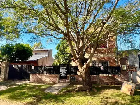 VENTA Casa 4 Ambientes en lote de 366m2 - San José
