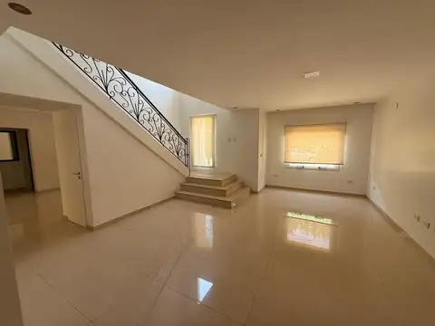 Casa en Alquiler 14 años