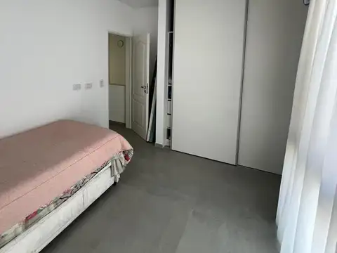 Depto Tipo Casa en Venta con 2 cocheras