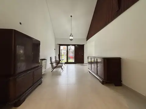 Casa en Alquiler en Constitucion, $ 1.600.000