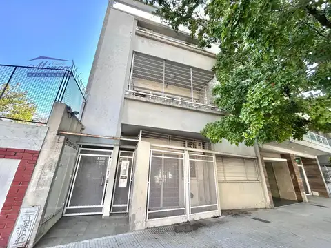 PH 2 amb Fte. con patio/balcon.