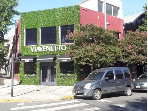 Local en Venta en Barrio Norte, USD 1.480.000