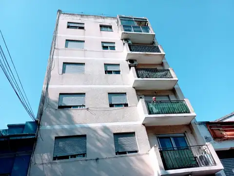 VENTA MONOAMBIENTE VELEZ SARSFIELD APTO CREDITO