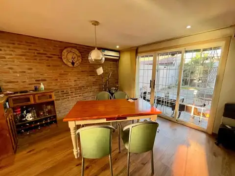 Casa en Venta en Castelar, USD 300.000