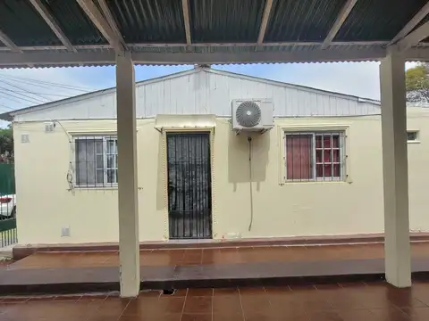 Casa en Venta en Ezpeleta Este, USD 150.000
