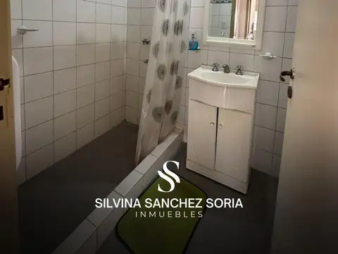 CASA EN VENTA EN CENTRO DE CAPILLA DEL SEÑOR