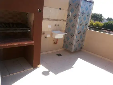 Depto Tipo Casa en Alquiler al Este