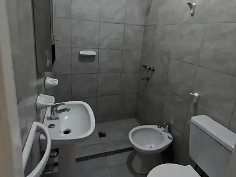 Departamento en Alquiler en Zona U.N.N.E, $ 240.000