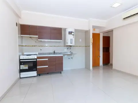 Departamento en venta, 2 ambientes en Saenz Peña, sobre Av. America