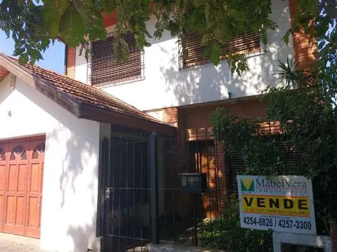 Casa en Venta con 1 cochera