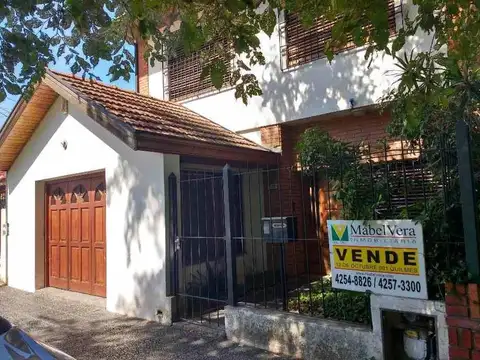 Casa  en Venta ubicado en Quilmes Oeste, Quilmes, G.B.A. Zona Sur - SVN0678_LP584466_1
