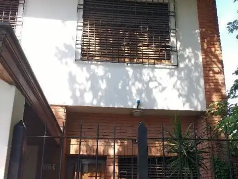 Carlos Pellegrini 2400