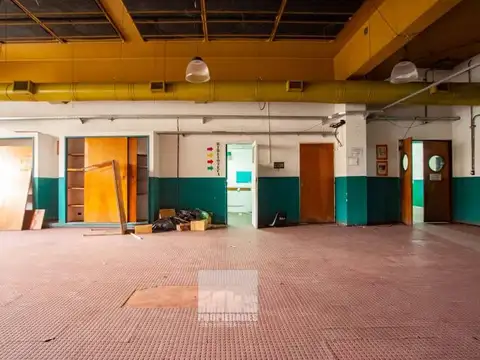 LOTE EN VENTA C2 POSIBILIDAD DE 10 PISOS BARRACAS
