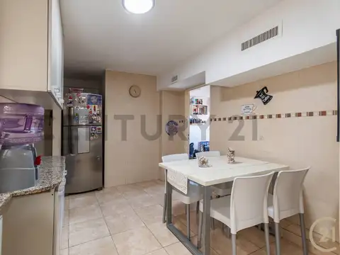 Venta departamento 4 amb c/ depend y balcón - Apto credito - Villa G Mitre