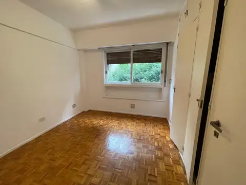 IMPECABLE DEPARTAMENTO DE 3 AMBIENTES CON BALCON