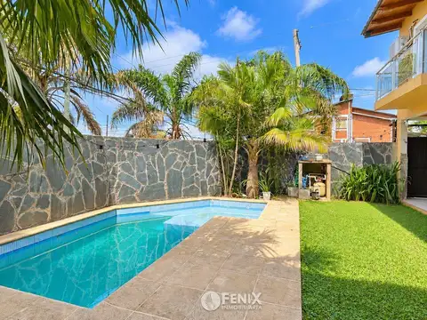 Casa en venta de 3 dormitorios - barrio alta gracia - dos plantas, piscina (cf1425)