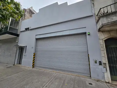 Galpon en Venta en Mataderos, USD 245.000