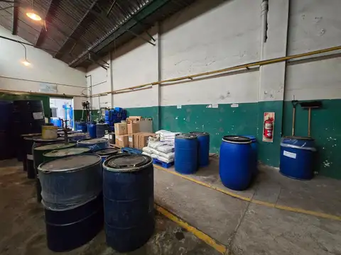 Galpon en Venta en Mataderos, USD 245.000