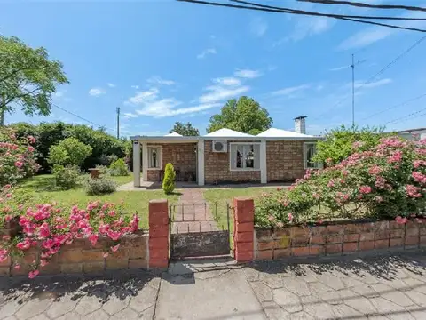Casa en Venta en San Jose de Mayo, USD 158.000