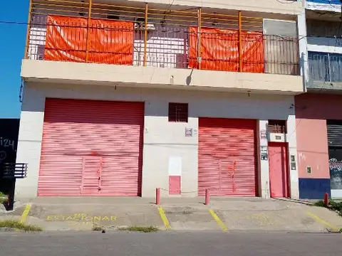 CASA DE 3 AMBIENTES EN VENTA - MORON SUR