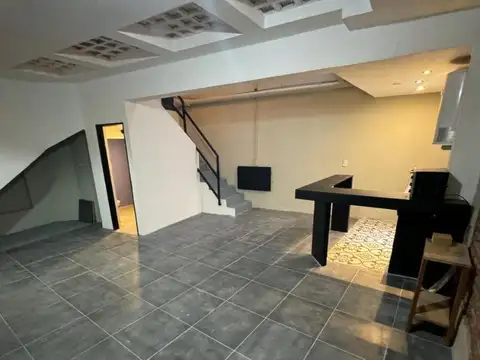 Depto Tipo Casa en Alquiler de 2 dormitorios